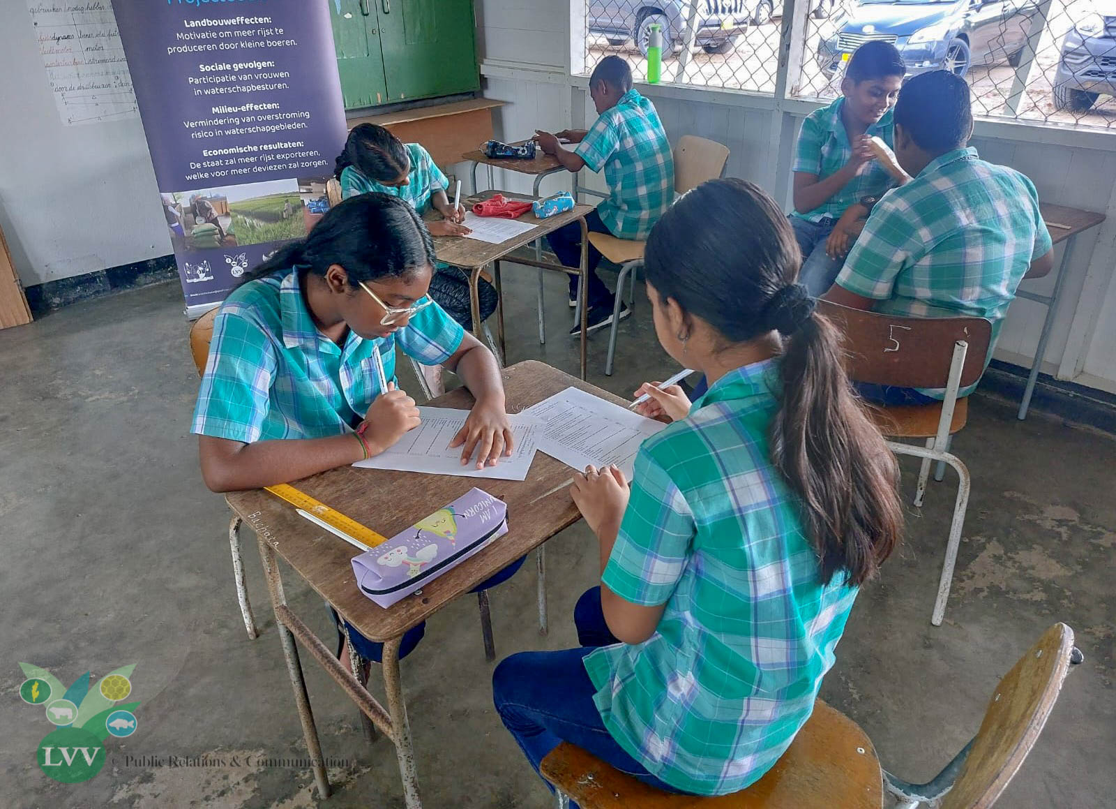 Description or Alt Text