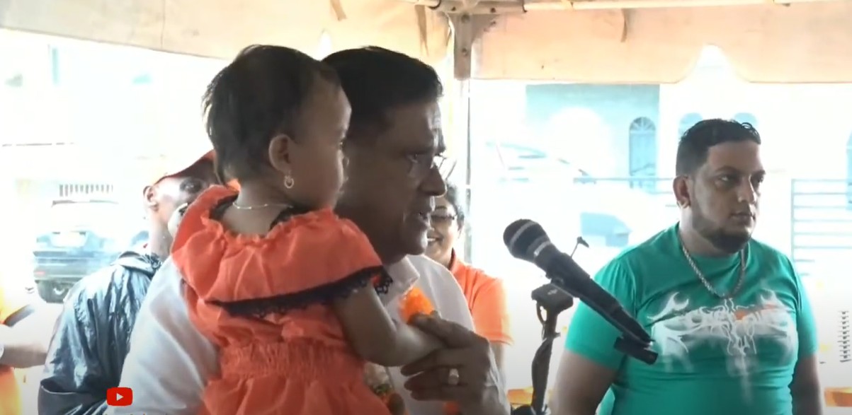 Description or Alt Text