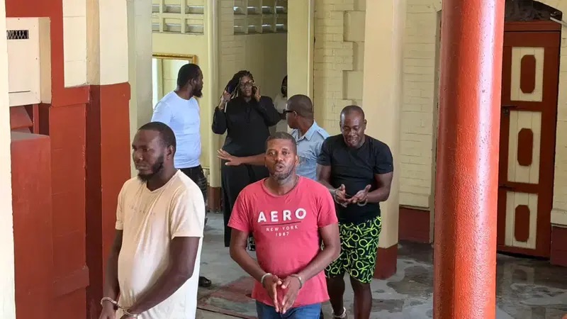 Drie verdachten MV Barima-veerbootramp blijven in voorlopige hechtenis