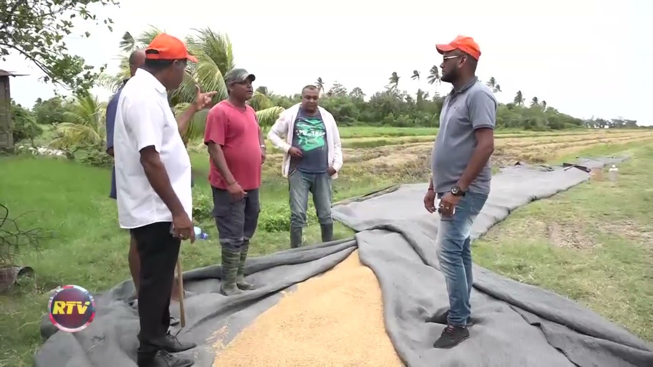 Embedded thumbnail for Assembleelid en VHPkandidaat Mahinder Jogi was de afgelopen dagen in Nickerie